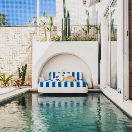 Romantic 1 Bedroom Villa With Private Pool Ne66